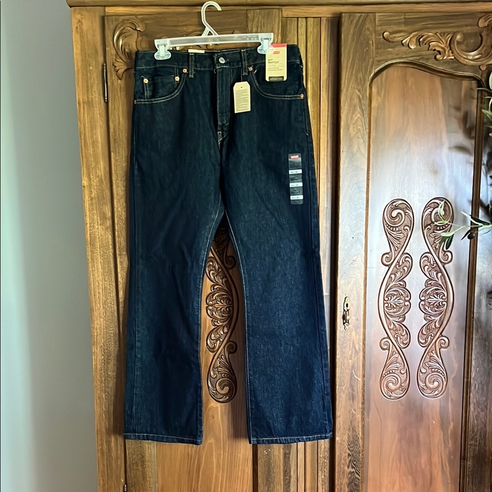 NWT Levi 517 Bootcut Jeans, 32x30, Original Style